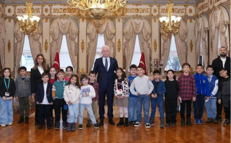 İstanbul Valisi Davut Gül: “Geleceğin Güçlü Türkiye’si Bugünün Öğrencilerinin Omuzlarında Yükselecek”