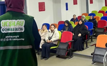 Yeşilay Beykoz Şubesi Sadettin Gökçepınar İlkokulu’nda “Bağımlılıksız Gelecek İçin Çocuklara ve Velilere Anlamlı Eğitim” Düzenledi