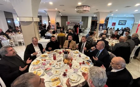 MHP Beykoz İlçe Teşkilatı Anadoluhisarı’nda Geleneksel Alper Tunga Uytun İftar Buluşmasını Gerçekleştirdi