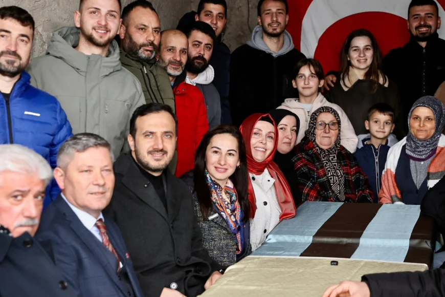 AK Parti İstanbul İl Başkanı Abdullah Özdemir Beykoz’ta Hane Ziyareti Yaptı Vatandaşlarla Birebir Temas Kuruldu