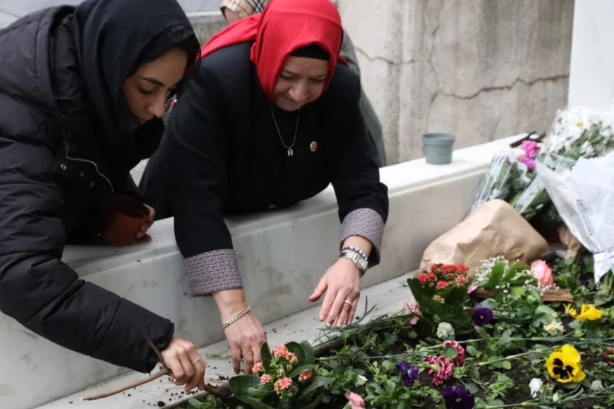 MHP Beykoz İlçe Teşkilatından Barış Manço’ya Vefa İstanbul Kanlıca’daki Kabri Başında Dualarla Anıldı