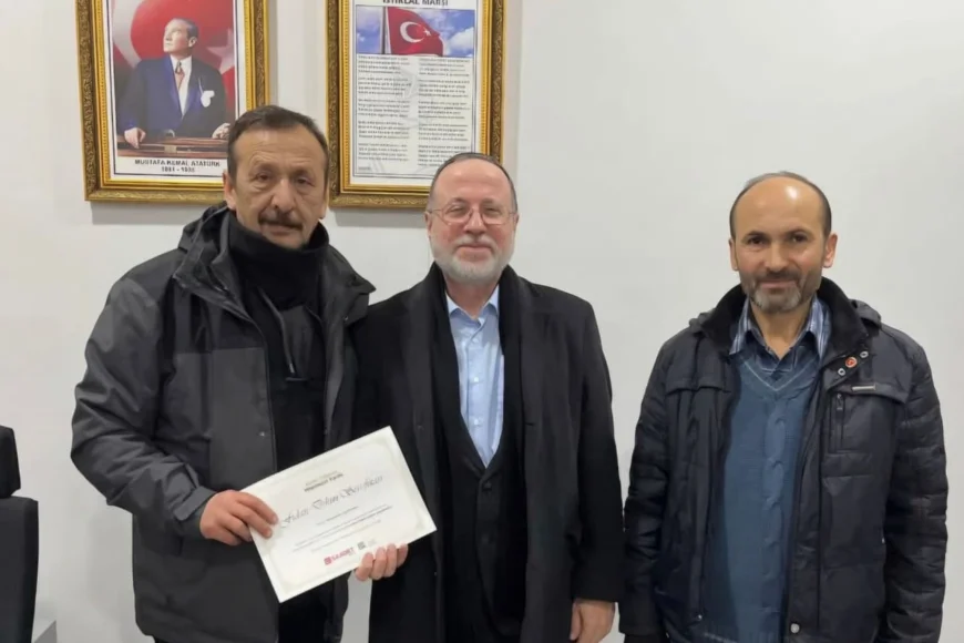 Saadet Partisi Beykoz İlçe Başkanı Hakan Gökcan’dan Soğuksu Mahallesi Muhtarı Muammer Aydınoğlu’na Teşekkür Ziyareti