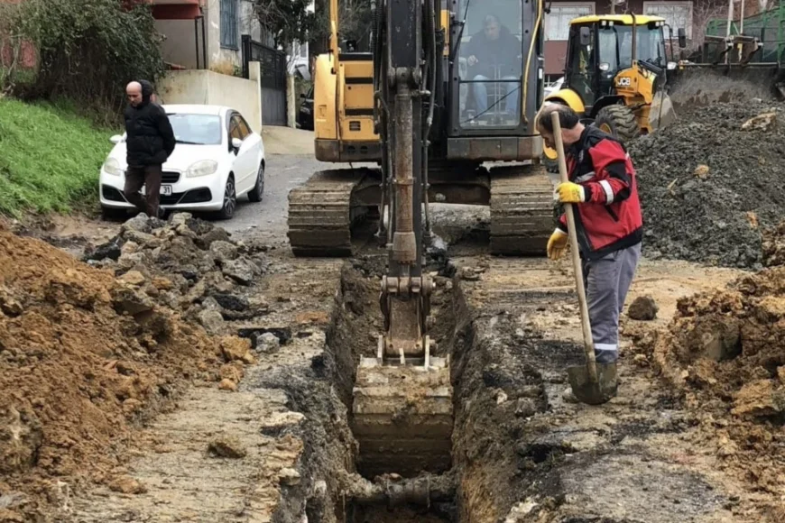 İncirköy Okumuş Sokak’ta Altyapı Hamlesi: Beykoz Belediyesi Yağmur Suyu Kanal Çalışmalarını Sürdürüyor