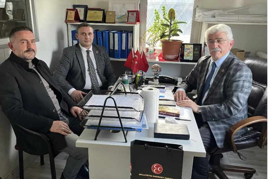 MHP Beykoz İlçe Teşkilatı İncirköy Mahallesi’nde Muhtar ve Vatandaşlarla Gönül Buluşması Gerçekleştirdi