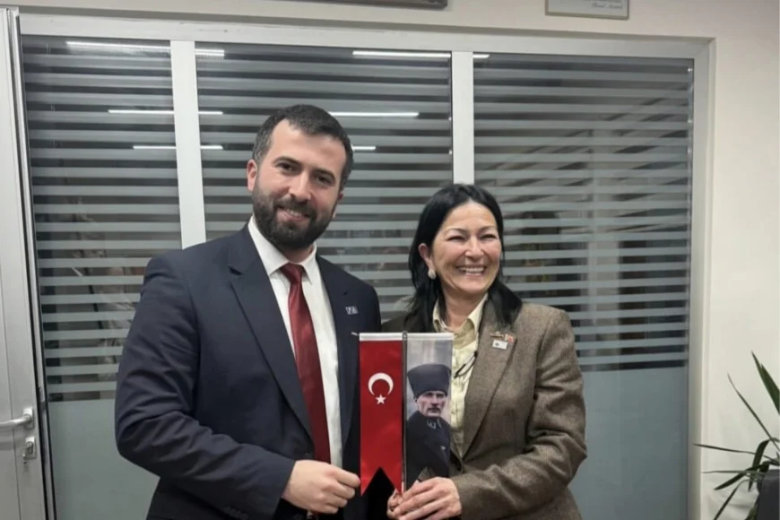 Anahtar Parti Beykoz İlçe Başkanı Onur Kaya ADD Beykoz Şubesi’ni Ziyaret Etti Beykoz’un Sosyal Yapısı ve Geleceği Masaya Yatırıldı
