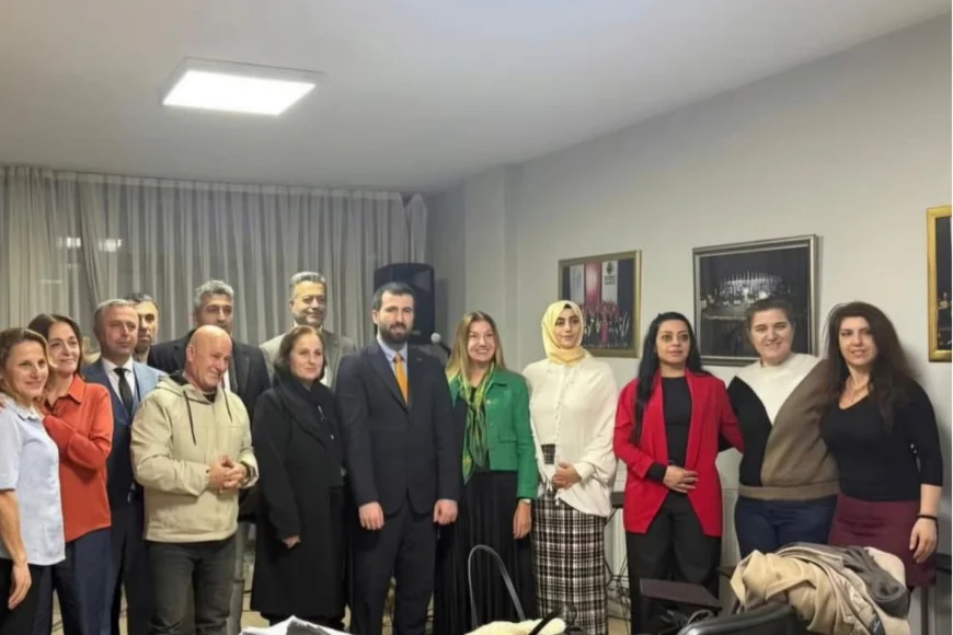 Anahtar Parti Beykoz İlçe Başkanlığı Beykoz Musiki Derneği’ni Ziyaret Etti “Kültürü Yaşatan Her Çalışmanın Yanındayız”
