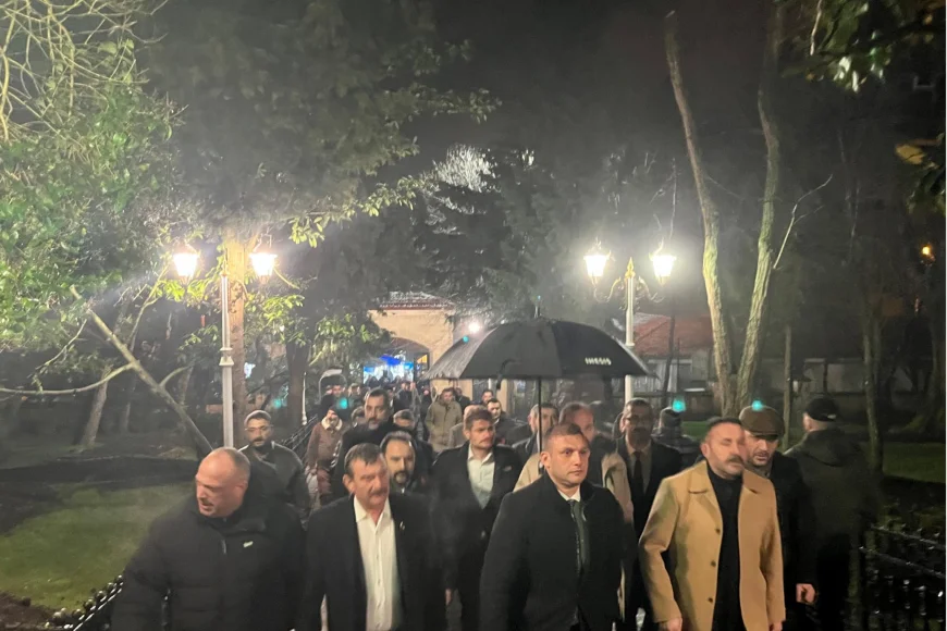 MHP Beykoz İlçe Başkanı Emre Çömlekçi: “Yuşa İstanbul’un Manevî Surudur, Ücret Kararından Dönülmeli”