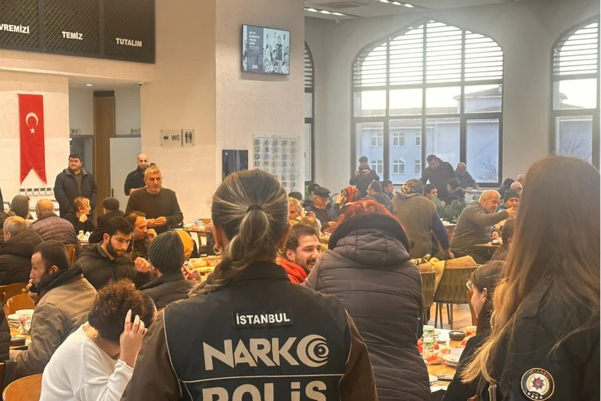 Beykoz’da “En İyi Narkotik Polisi Anne” Projesi Kapsamında Bilgilendirme Faaliyeti Düzenlendi: “Bilinçli Aile, Güçlü Toplum”