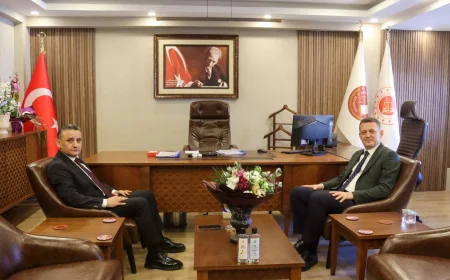 Beykoz Kaymakamı Dr. Fatih Ürkmezer’den Cumhuriyet Başsavcısı Neceattin Öztürk’e hayırlı olsun ziyareti