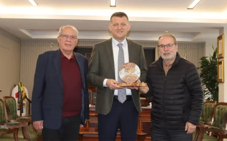 BEYKOZ KAYMAKAMI FATİH ÜRKMEZER’E HALK EĞİTİM USTASI OSMAN TOPUZ VE İŞ İNSANI TURGAY YAVAŞ’TAN ZİYARET