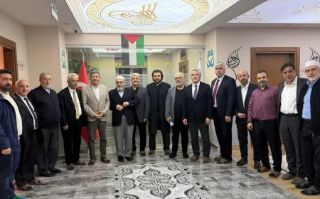 AK Parti Beykoz İlçe Başkanı Özkan Ayduğan’dan Göksu Kur’an Kursu Öğrencileriyle İftar Programı