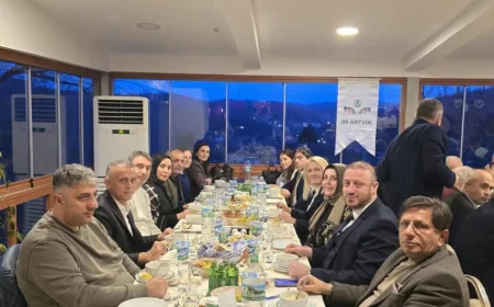 Beykoz Artvinliler Derneği’nin Geleneksel İftarında Protokol, İş Dünyası ve STK Temsilcileri Aynı Sofrada Buluştu