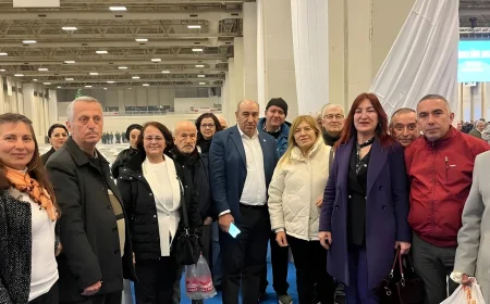 İYİ Parti Genel Başkanı Müsavat Dervişoğlu: “Bayrağı İstanbul’dan kaldırıyorum”
