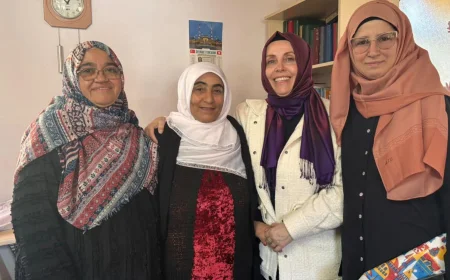 AK Parti Beykoz İlçe Kadın Kolları Ramazan Ayında Mahalle Mahalle Vatandaşlarla Buluşuyor