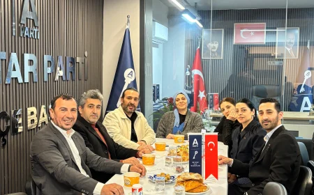 Anahtar Parti Beykoz Gençlik Kolları Kavacık’ta İftar Programında Teşkilatı Buluşturdu