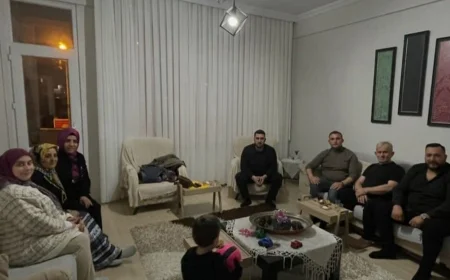 MHP Beykoz İlçe Başkanı Emre Çömlekçi Bayramda Vefa Ziyareti Gerçekleştirdi
