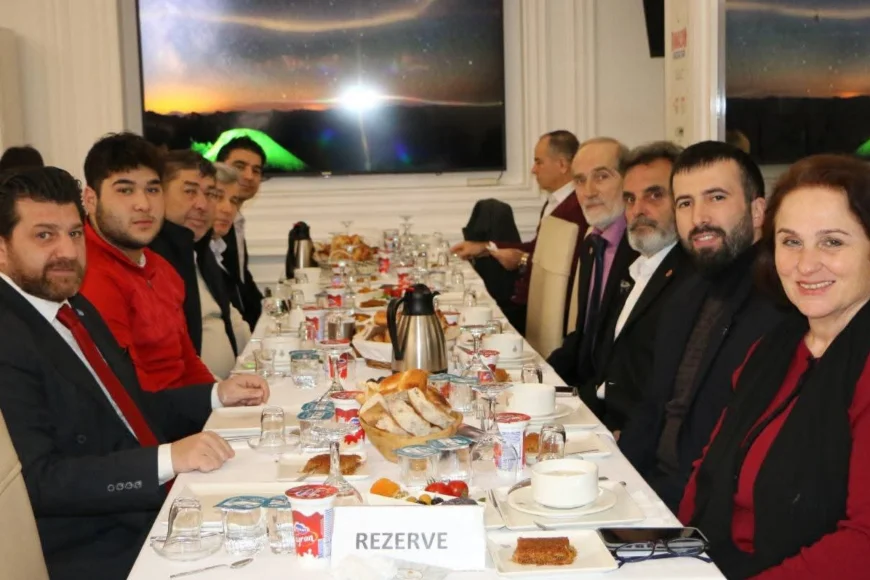 DEVA Partisi Beykoz İlçe Başkanı Şenol Korkmaz: “Ramazan’ın bereketini aynı sofrada paylaşmak büyük mutluluk”
