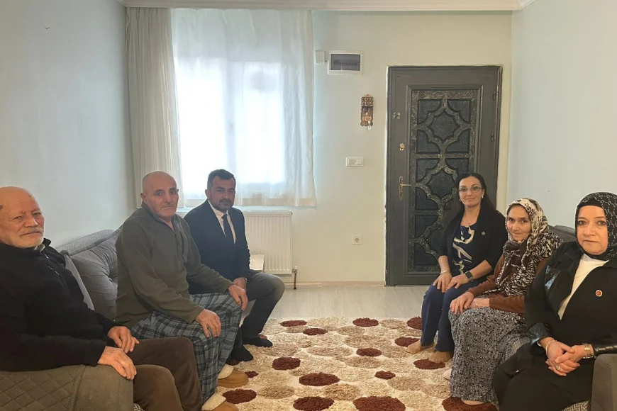 MHP Beykoz İlçe Teşkilatı Soğuksu’da Aktürk Ailesini Ziyaret Etti: “#DerdinDerdimizdir Anlayışıyla Sahadayız”
