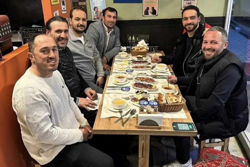 Anahtar Parti Beykoz İlçe Teşkilatı Çavuşbaşı Çiftlik Mahallesi’nde Ramazan İftarında Teşkilat Üyeleriyle Bir Araya Geldi