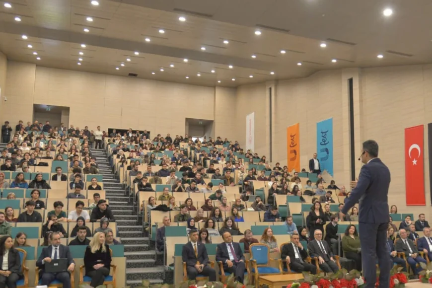 Yıldız Teknik Üniversitesi Kampüsünde UFEST 2026: Ulaştırma ve Altyapı Sektörü Öğrencilerle Buluştu