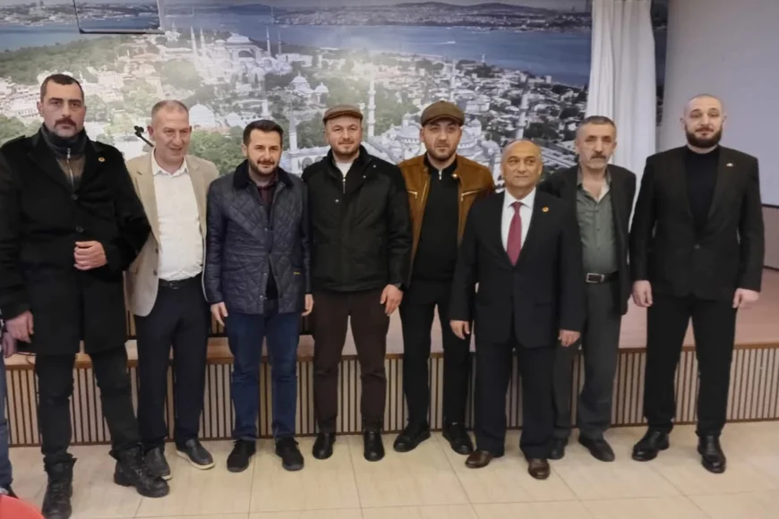 MHP BEYKOZ İLÇE HEYETİ RAMAZAN BOYUNCA MAHALLE İFTAR PROGRAMLARINDA ÜYELER VE KOMŞULARLA BİR ARAYA GELDİ