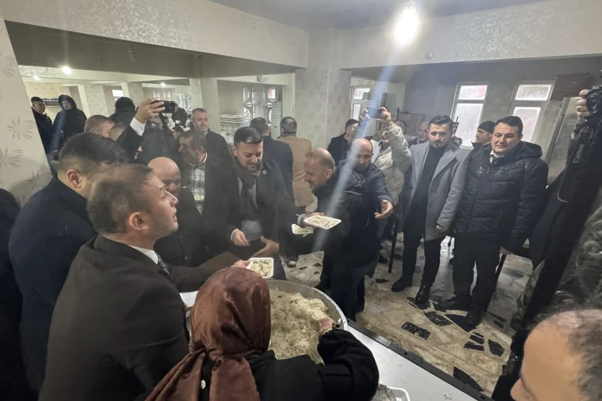 MHP Beykoz İlçe Başkanı Emre Çömlekçi Bayramda Köy Köy Dolaşarak Vatandaşlarla Buluştu