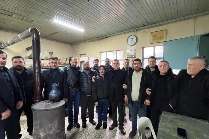 MHP Beykoz İlçe Başkanı Emre Çömlekçi Kılıçlı’da Bayramlaşmada “Bir Gönül Bin Oya Değerdir” Mesajı Verdi
