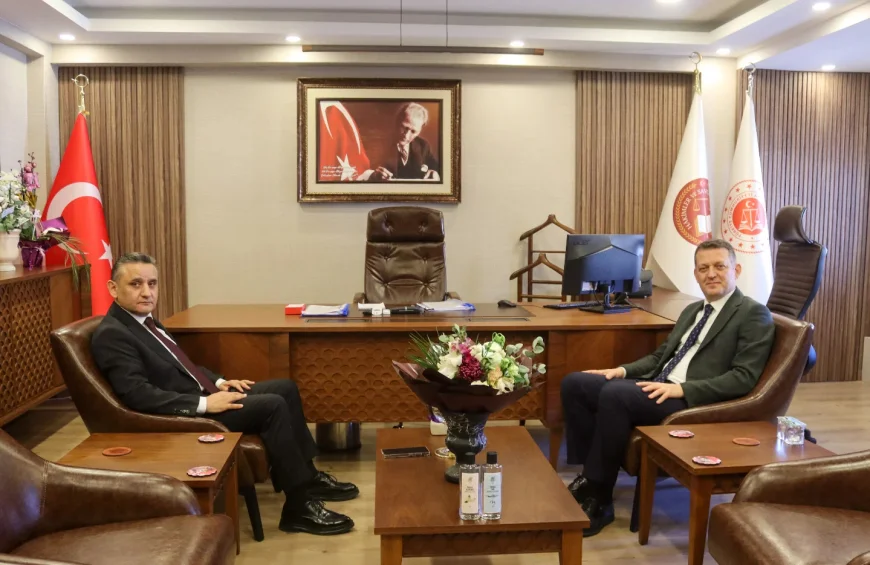 Beykoz Kaymakamı Dr. Fatih Ürkmezer’den Cumhuriyet Başsavcısı Neceattin Öztürk’e hayırlı olsun ziyareti