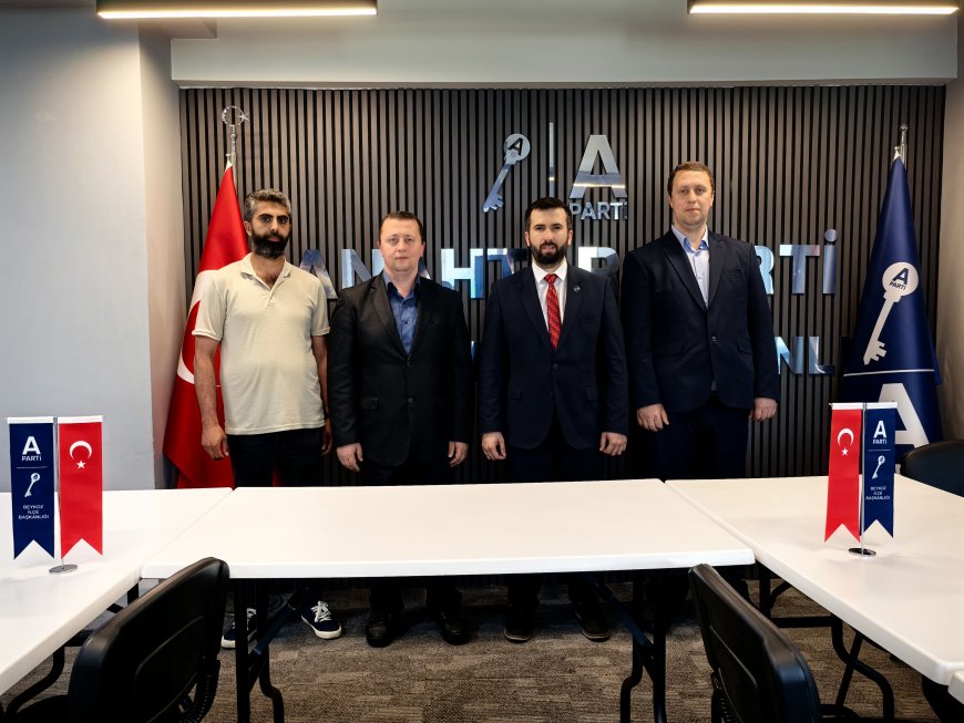 Beykoz’un Sesi Haber Sitesi Yönetimi Anahtar Parti Beykoz İlçe Başkanı Onur Kaya’yı Ziyaret Etti