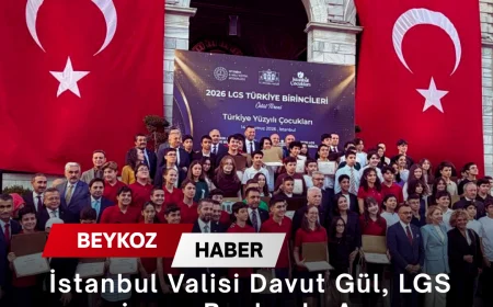 İstanbul Valisi Davut Gül, LGS şampiyonu Beykozlu Ayaz Çetin’e ödülünü takdim etti