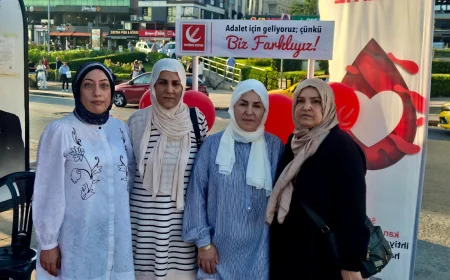 Yeniden Refah Partisi Çekmeköy Kadın Kolları Başkanı Sülbiye Sara: “İnsanlar gerçek düşüncelerini sahaya tam olarak yansıtamıyor”