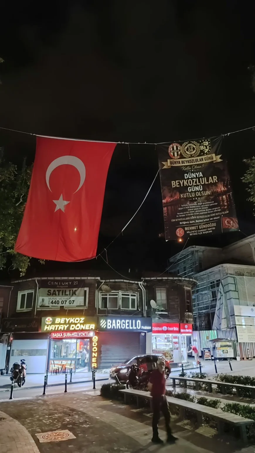 MHP Beykoz İlçe Başkanlığı Beykozlular Günü’nde ilçeyi pankartlarla donattı