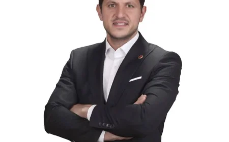 Beykoz Muhtarlar Derneği Başkanı Cengizhan Turaman: “Aileyi siyasi tartışmaya çekmek kabul edilemez”