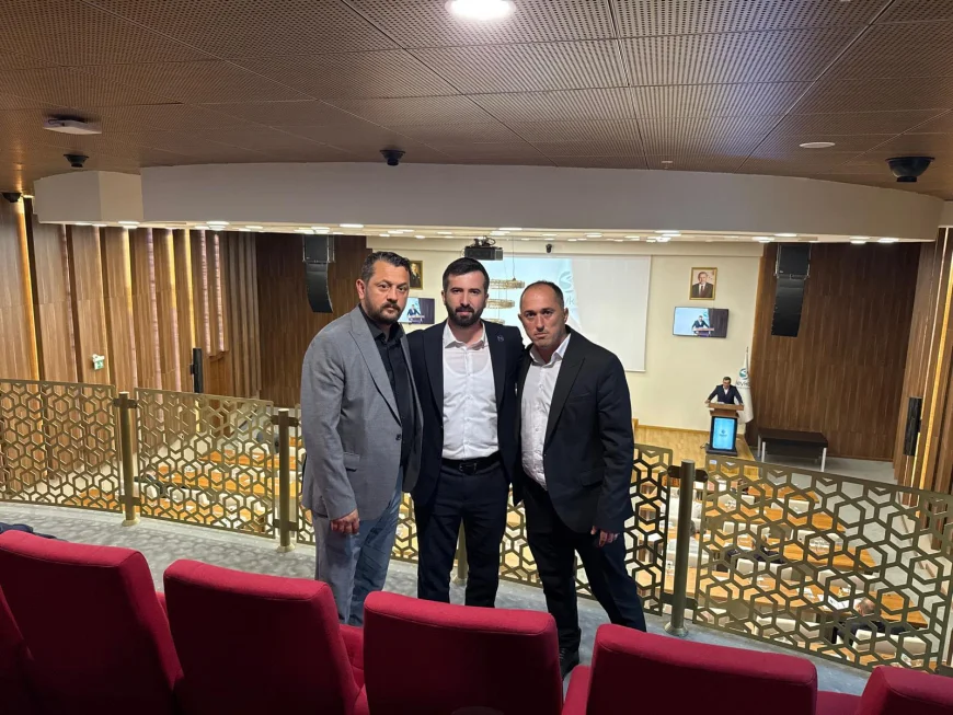 Anahtar Parti İstanbul İl Yerel Yönetimler Başkanı Yaşar Asiltürk: “39 ilçemizde belediye meclislerini yakından izliyoruz”