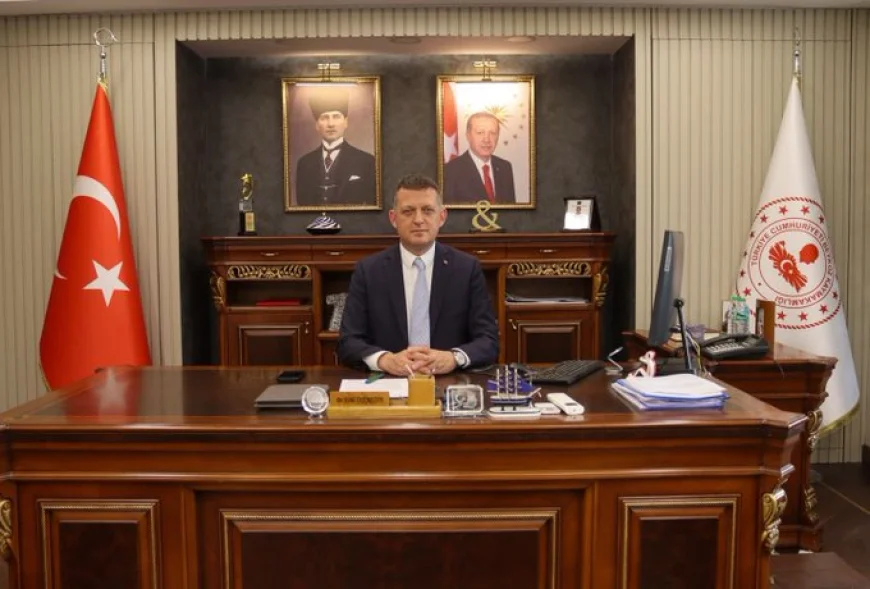 Beykoz’da 1.126 öğrenciye 2 milyon 252 bin liralık kırtasiye desteği