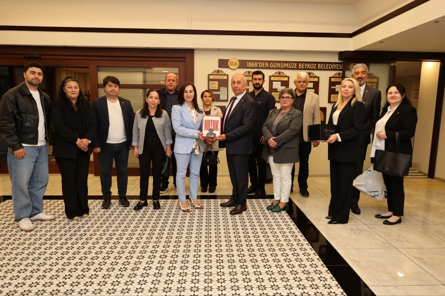 Beykoz Belediye Başkan Vekili Özlem Vural Gürzel, Zafer Partisi ve CHP Beykoz heyetlerini makamında ağırladı