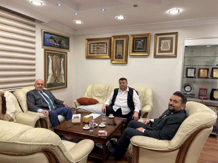 Yeniden Refah Partisi İstanbul İl Başkanı Yunus Emre Taşçı’dan Beykoz’da Mikail Akyıldız’a ziyaret