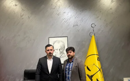 DEVA Partisi Beykoz İlçe Başkanı Şenol Korkmaz’dan Pazarcılar Derneği Başkanı Serhat Ismık’a Tebrik Ziyareti