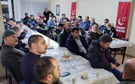 Saadet Partisi Beykoz Yenimahalle Teşkilatından Konferans: İlahiyatçı-Yazar Ahmet Hamdemirci Adil Ekonomik Düzeni Anlattı