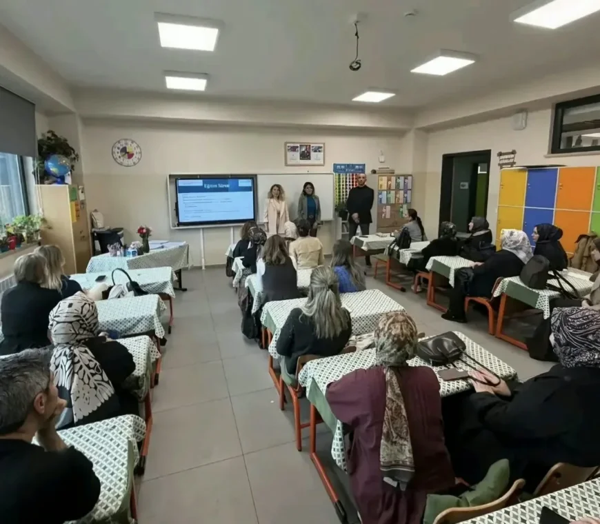 Beykoz İlçe Milli Eğitim Müdürlüğü’nden Öğretmenlere Yönelik Biçimlendirici Değerlendirme Eğitimi